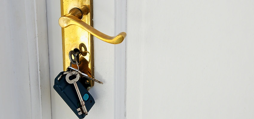 Broken Door Key Extraction in Coronado, CA
